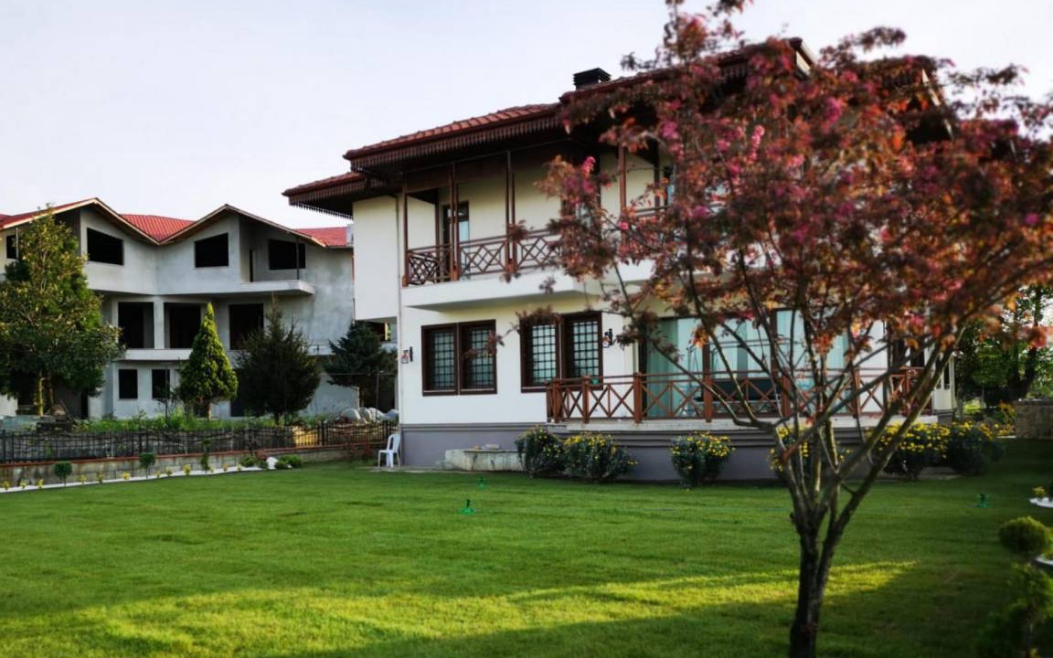 Ardesen Villa | 400 m² Villa ∙ 6 bedrooms ∙ 12 guests