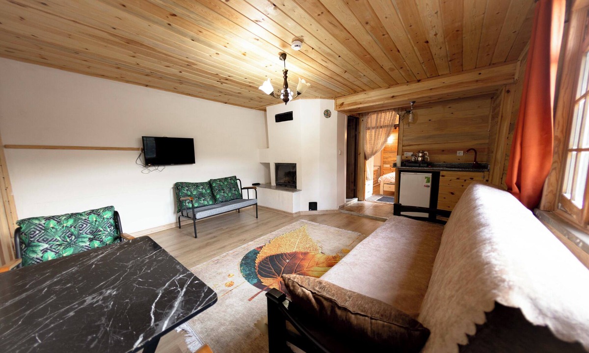 Akcaalan Hotel | Abant İlbey Dağ Evi