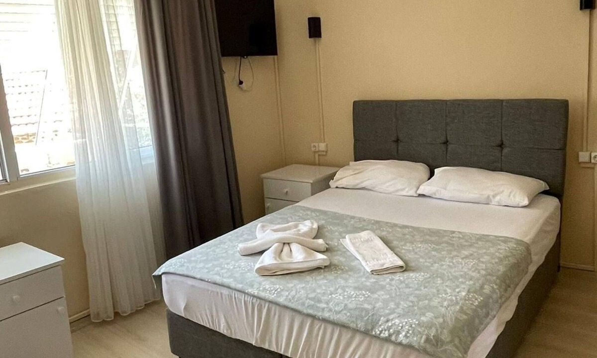 Ayvalik City Center House | Almina Kantarcı Pansiyon