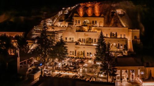Urgup Hotel | Avantgarde Refined Caves Of Cappadocia, Member of Small Luxury Hotel of the World