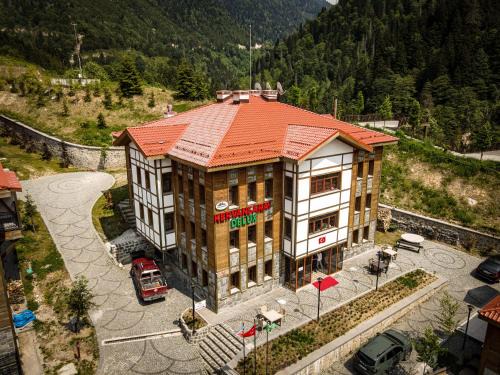 Ayder Yaylasi Hotel | Ayder Kervansaray Deluxe Otel