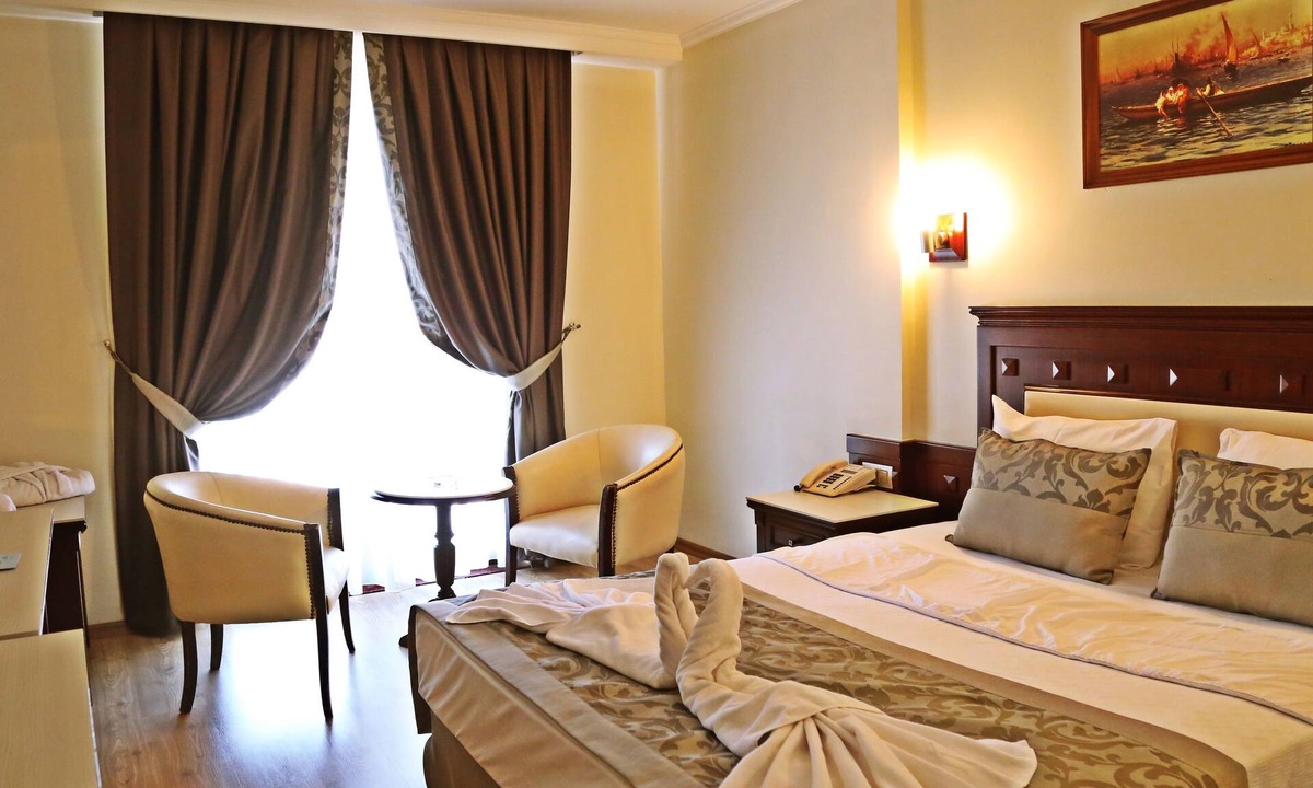 Buyukcekmece Hotel | Blue World Hotel