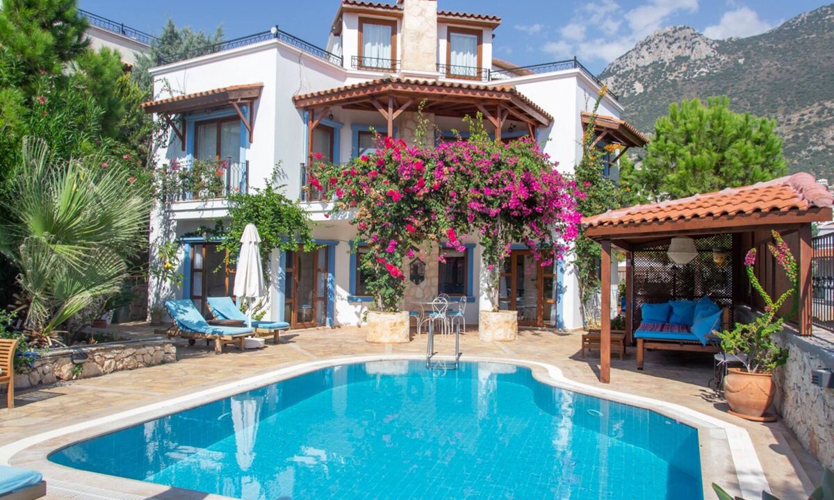 Kalkan Villa | Charming and Spacious Villa Kismet - secluded central location, private pool