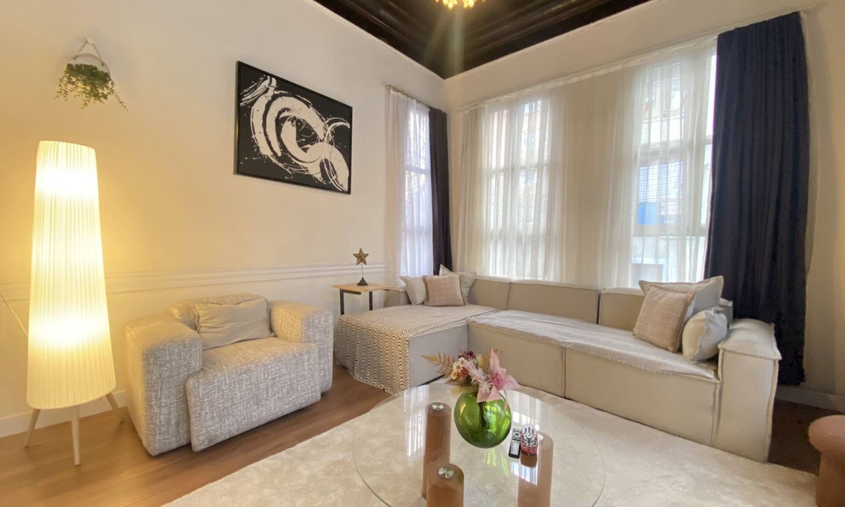 Istanbul City Center Villa | Charming Historic Balat House | 2 Floors 5 BR