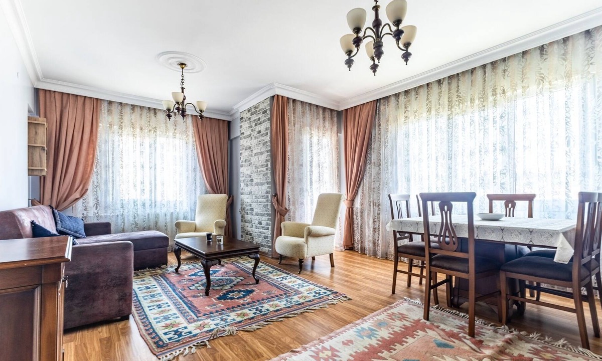 Maltepe Apartment | Chic Flat w Balcony 15 min to Caddebostan Coast