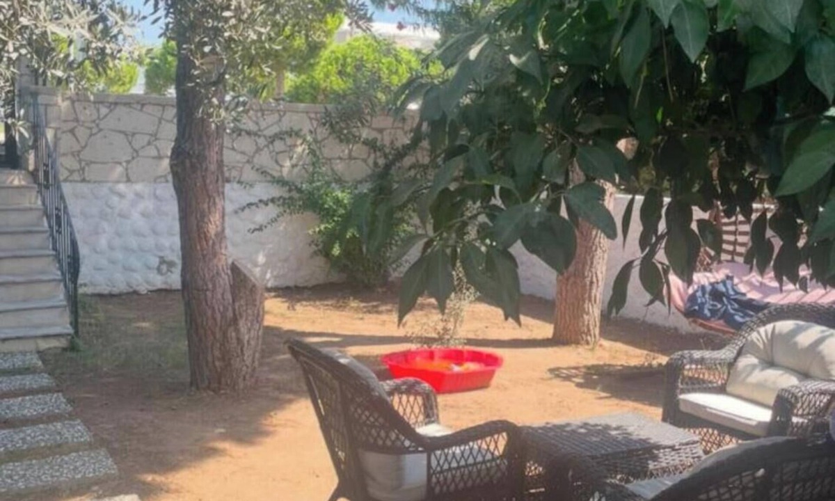 Alacati Villa | Cozy villa in Alaçatı with private pool close the sea