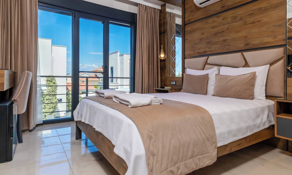 Mithatpasa Hotel | Cunda Garden