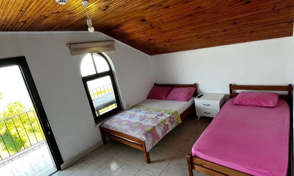 Karaburun Mahallesi House | Demir Pansiyon