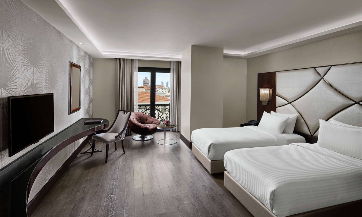 Esentepe Hotel | DoubleTree By Hilton Istanbul Gayrettepe