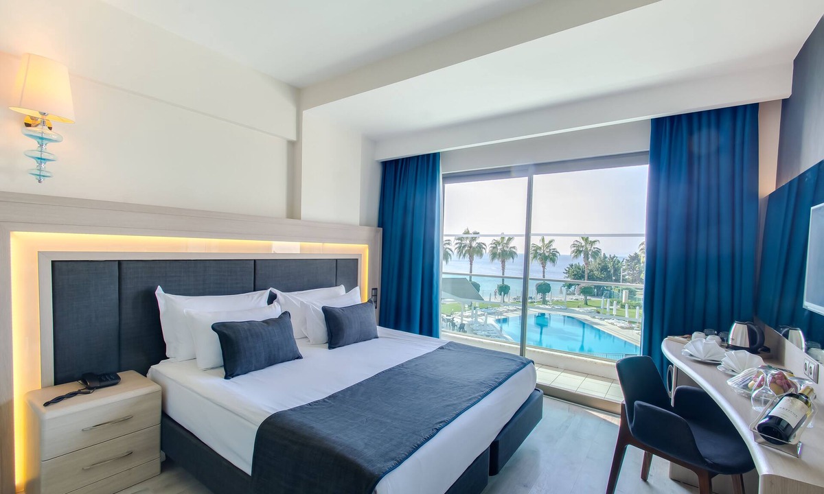 Eski Lara Hotel | Falcon Hotel