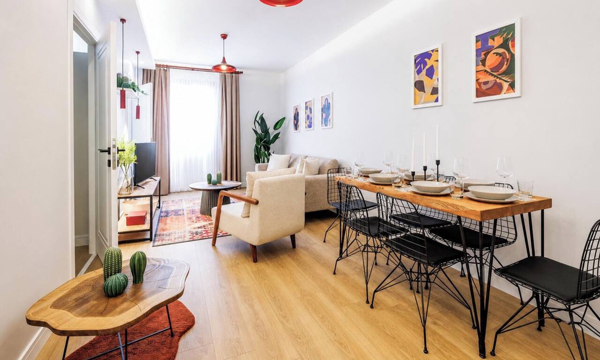 Cihangir Apartment | Fantastic Cihangir 3 Bedroom Apt At Monnas Suite