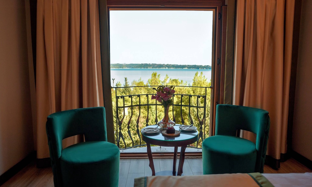 Cukurova Hotel | Golden Lake Hotel