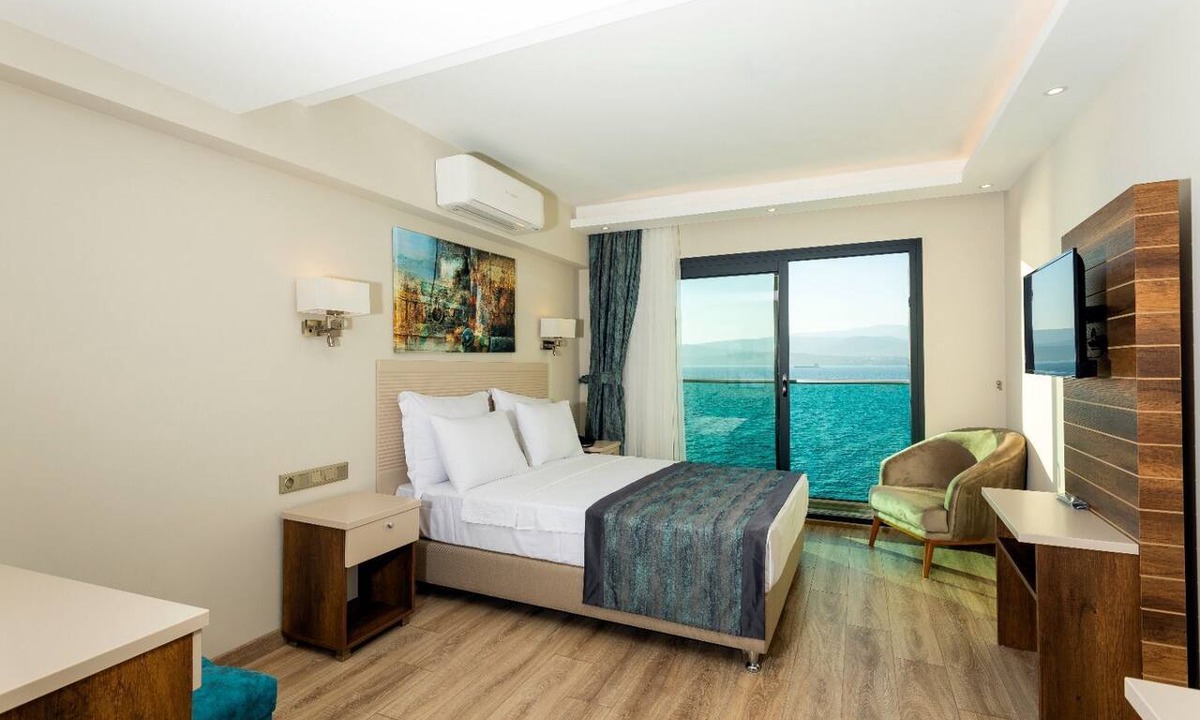 Gulluk Hotel | Gulluk Yali Boutique Hotel