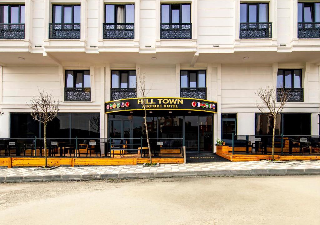 Arnavutkoy Hotel | Hilltown Airport Hotel & Restaurant