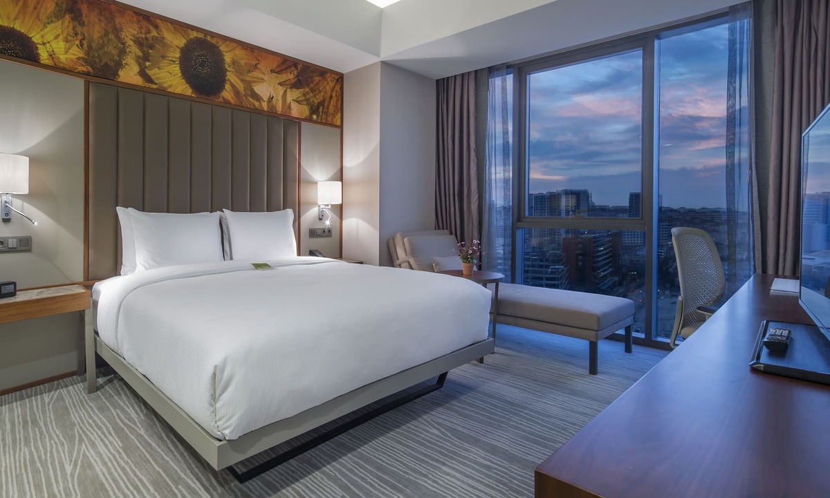 Bagcilar Hotel | Hilton Garden Inn Istanbul Airport