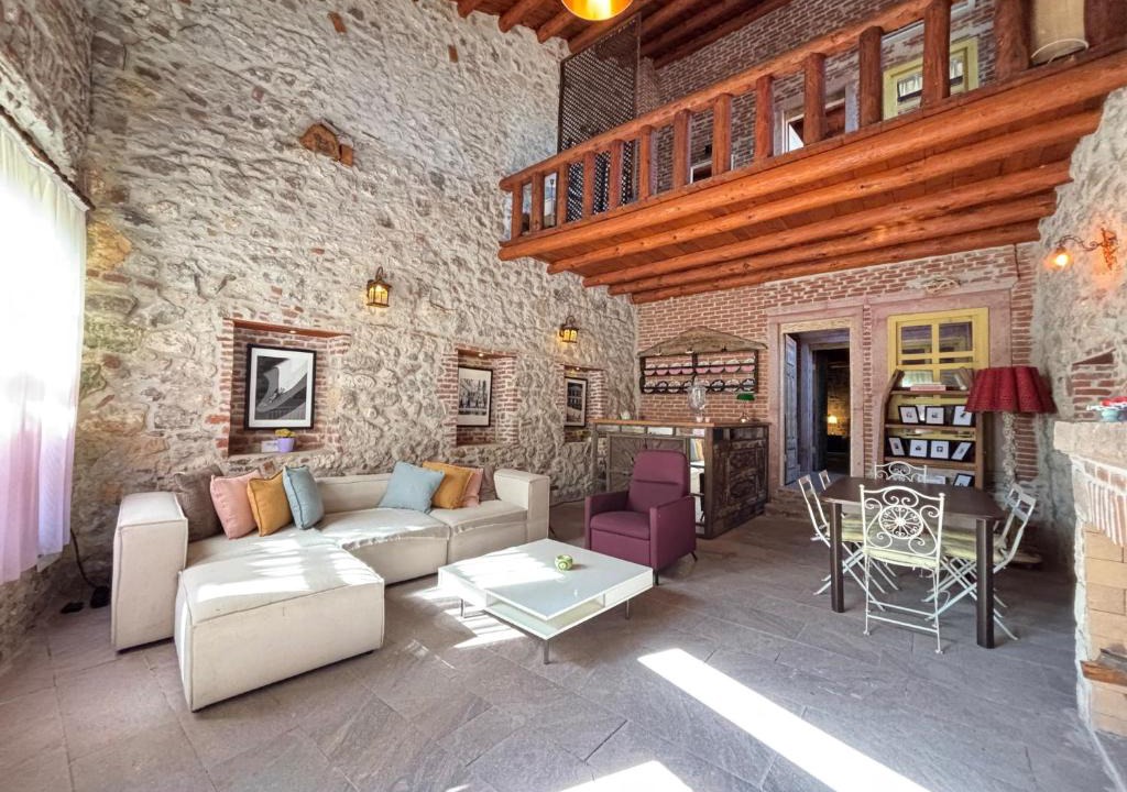 Ayvalik House | Historic Art House Award-Winning Gallery Home