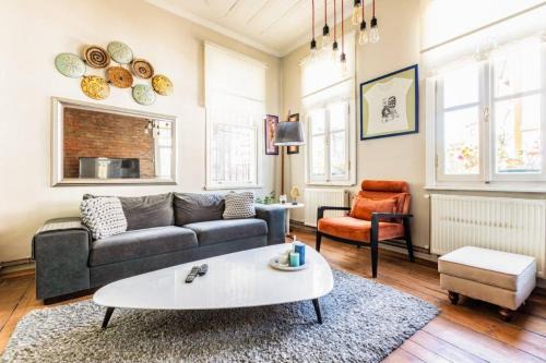 Balat House | Historic Balat 2BD2Bath Central House! #388