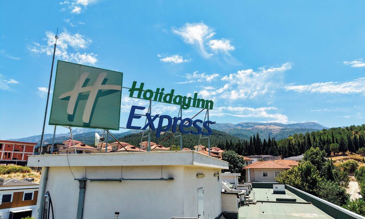 Yunusemre Hotel | Holiday Inn Express Manisa - West by IHG