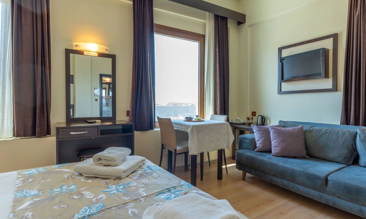 Foca Hotel | Hotel Karacam