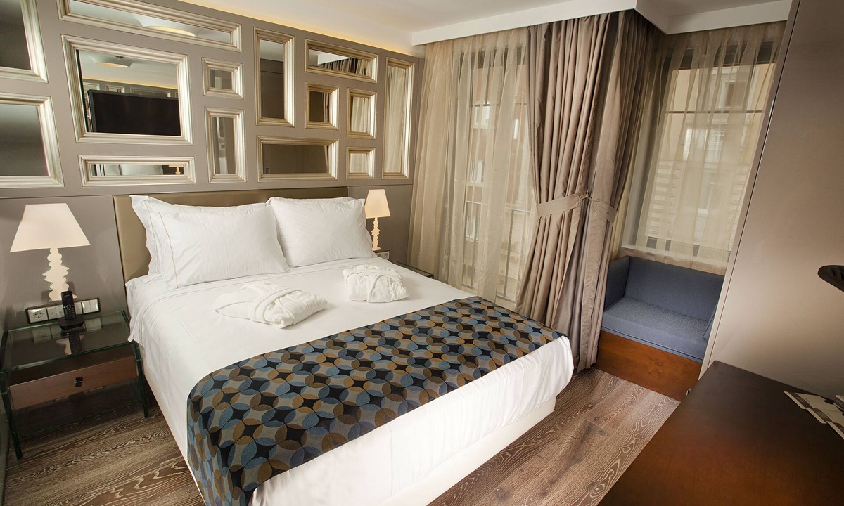 Talimhane Hotel | Hotel La Villa