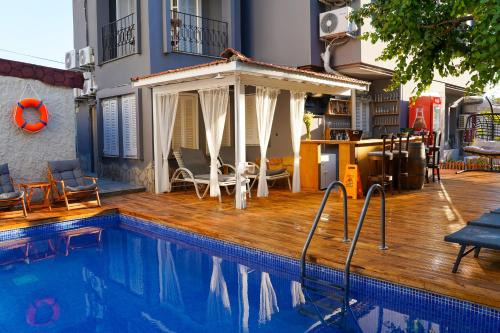 Tokoglu Hotel | Kekik Alaçatı Otel