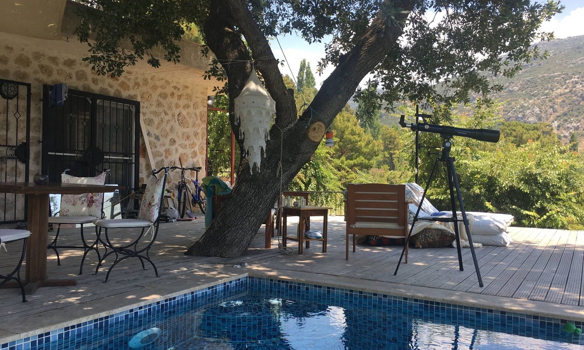 Islamlar Villa | Lovely Romantic Treehouse