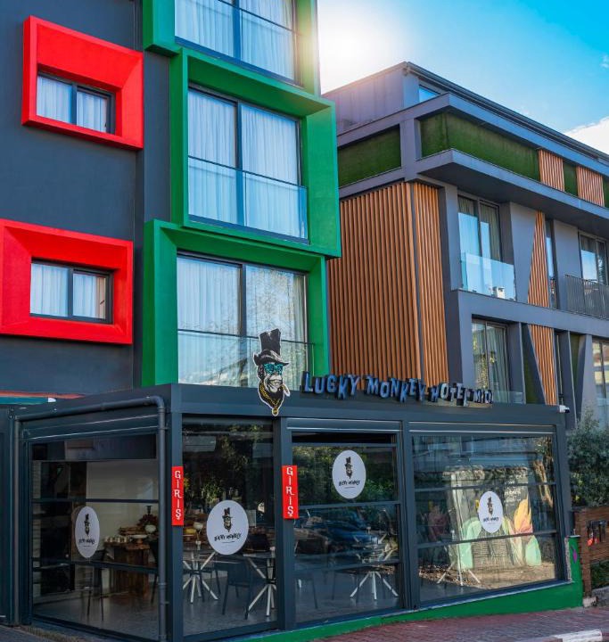 Eski Lara Hotel | Lucky Monkey Midi Hotel