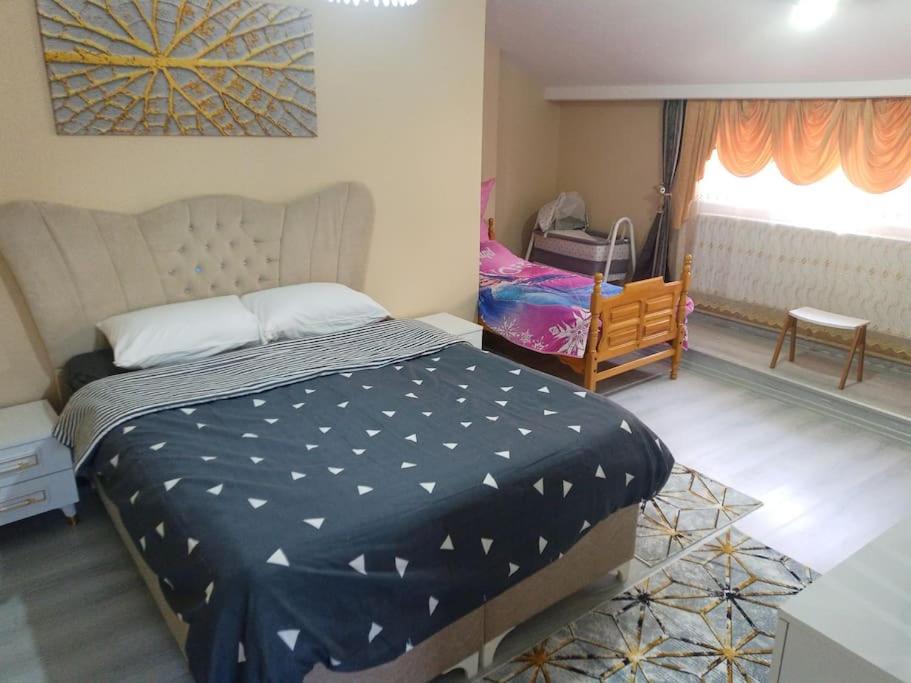 Besiktas Apartment | Mükemmel konumda eğlenceli dubleks daire