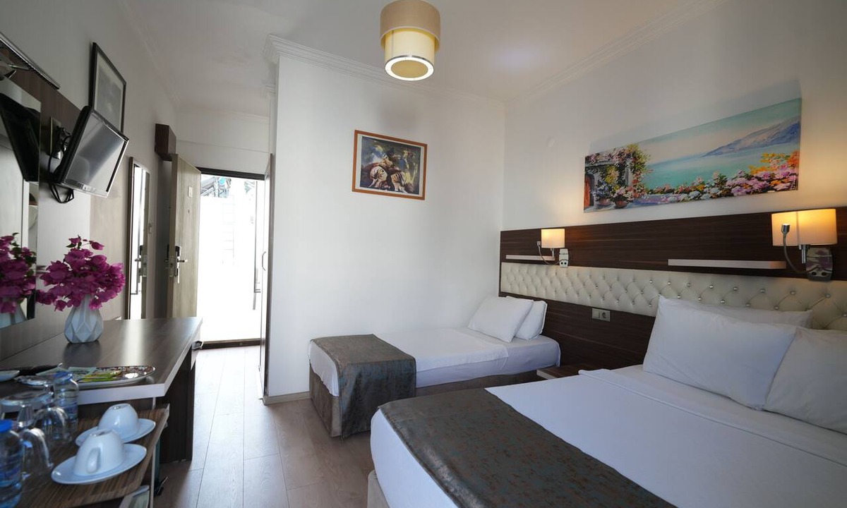 Bitez Hotel | Manuela Hotel