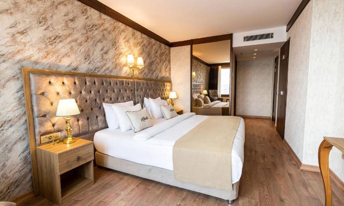 Taksim Hotel | Marble Hotel