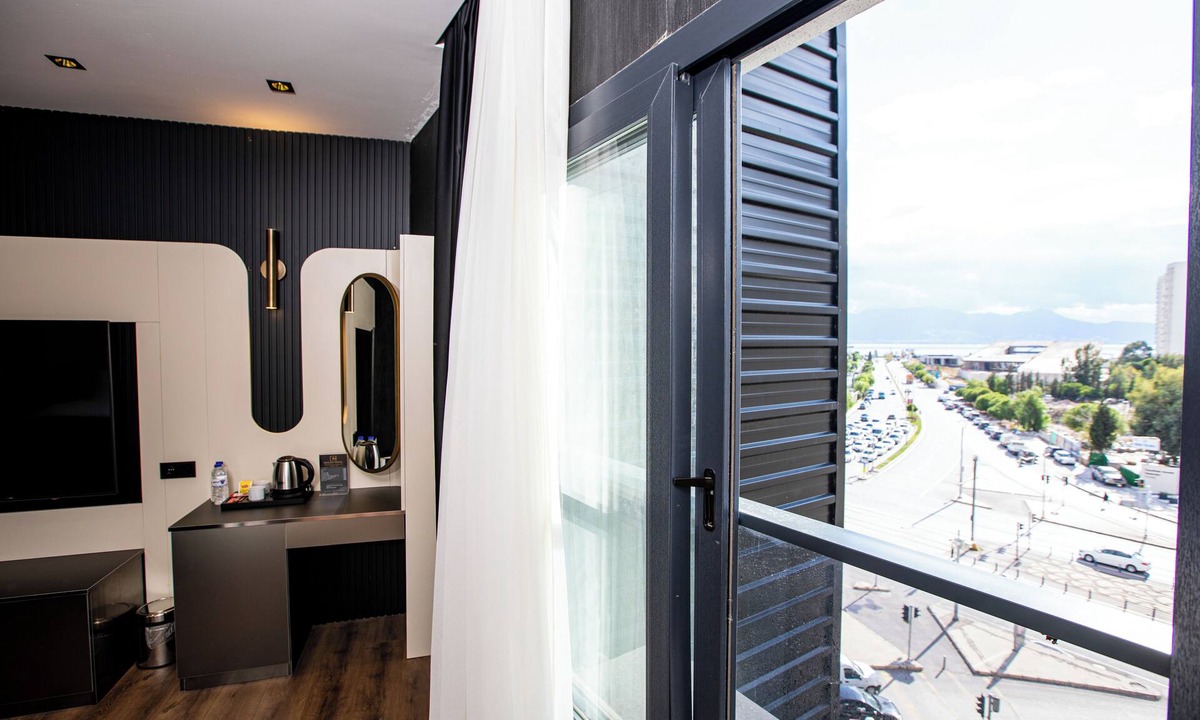 Karsiyaka Hotel | Marlen Hotel Mavisehir