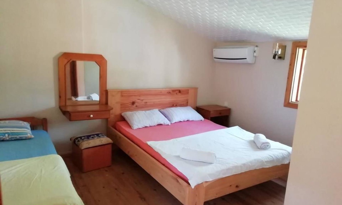 Patara Hostel | Medusa Bar & Camping - Hostel