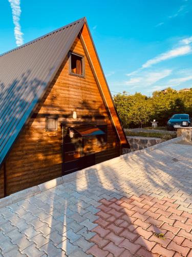 Kavala Ski Chalet | Mira Bungalov