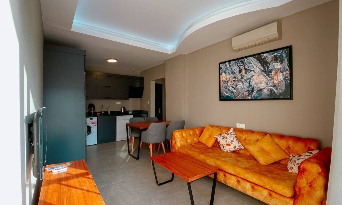 Hisaronu Apartment | Modern Pool View Apartment 1+1 Near Ölüdeniz Beach