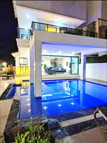Kadriye Villa | My Palace Villa Heated Pool