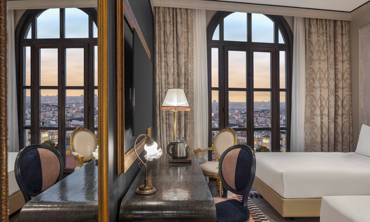 Asmali Mescit Hotel | Palazzo Donizetti Istanbul, Tapestry Collection by Hilton