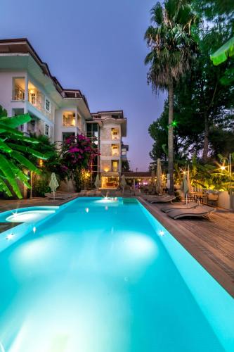 Icmeler Hotel | Petunya Konak Boutique Hotel