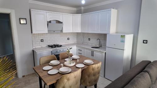 Adnan Menderes Apartment | Pino Apart Otel