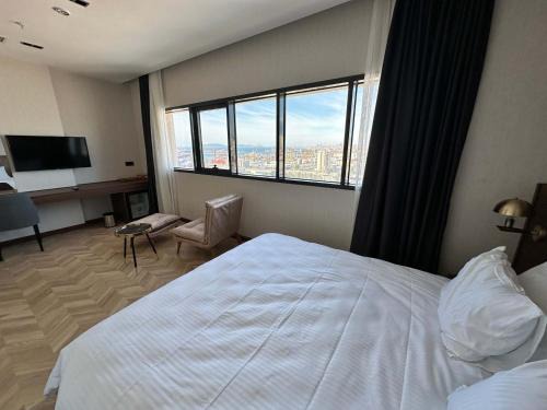 Icmeler Mahallesi Apartment | Plaza Residence