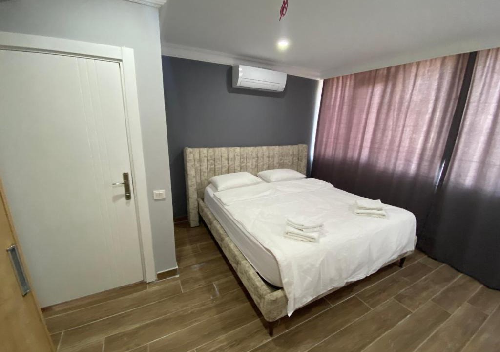 Muratpasa Apartment | Pomruj Suites Lara with Jacuzzi