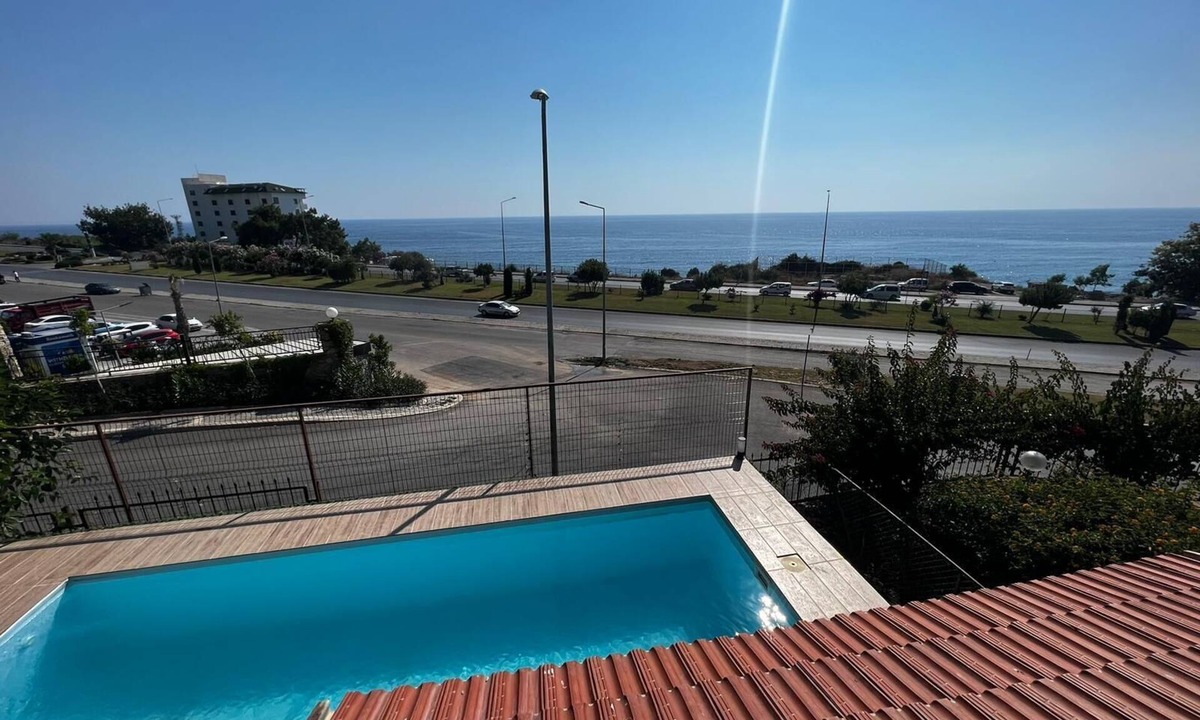 Kargicak Villa | PRİVATE POOL 3+1 LOVELY PLACE BY SEA SİDE
