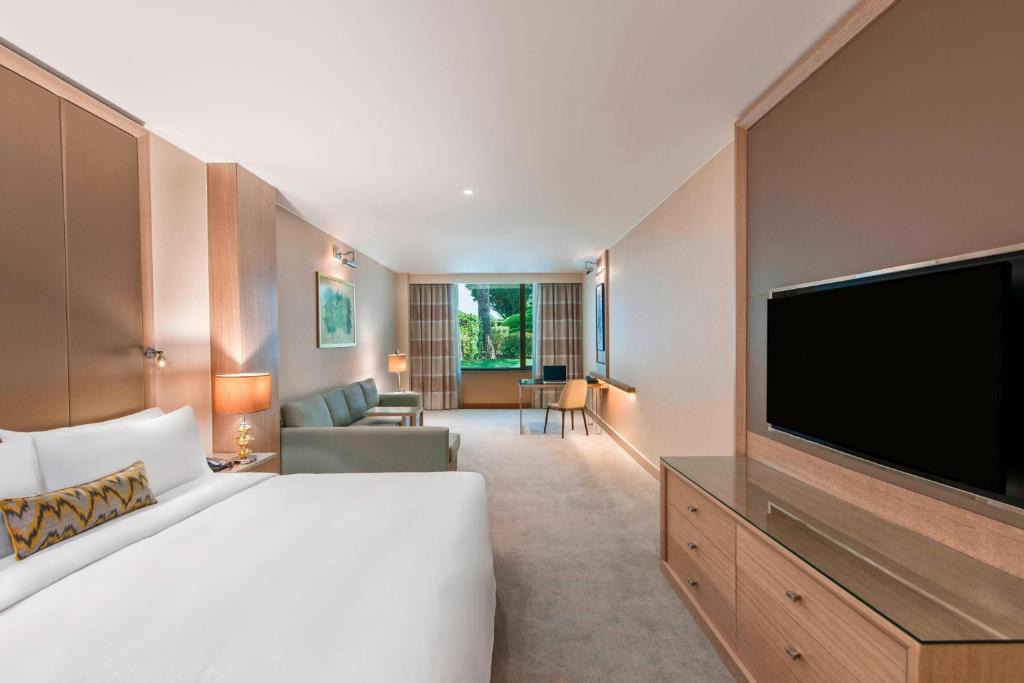 Bakırkoy Hotel | Renaissance Polat Istanbul Hotel