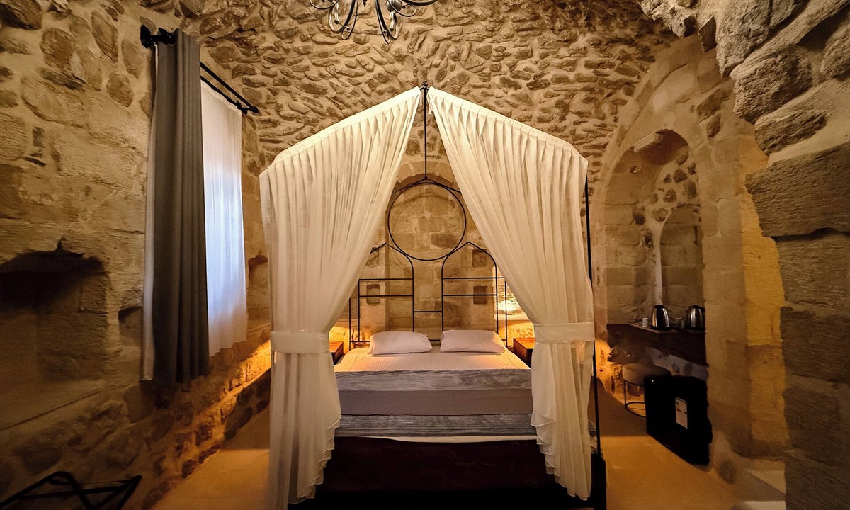Artuklu Hotel | Sümerler Konağı