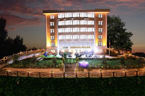Karabuk Hotel | SAFRAN GERMİA PALaS
