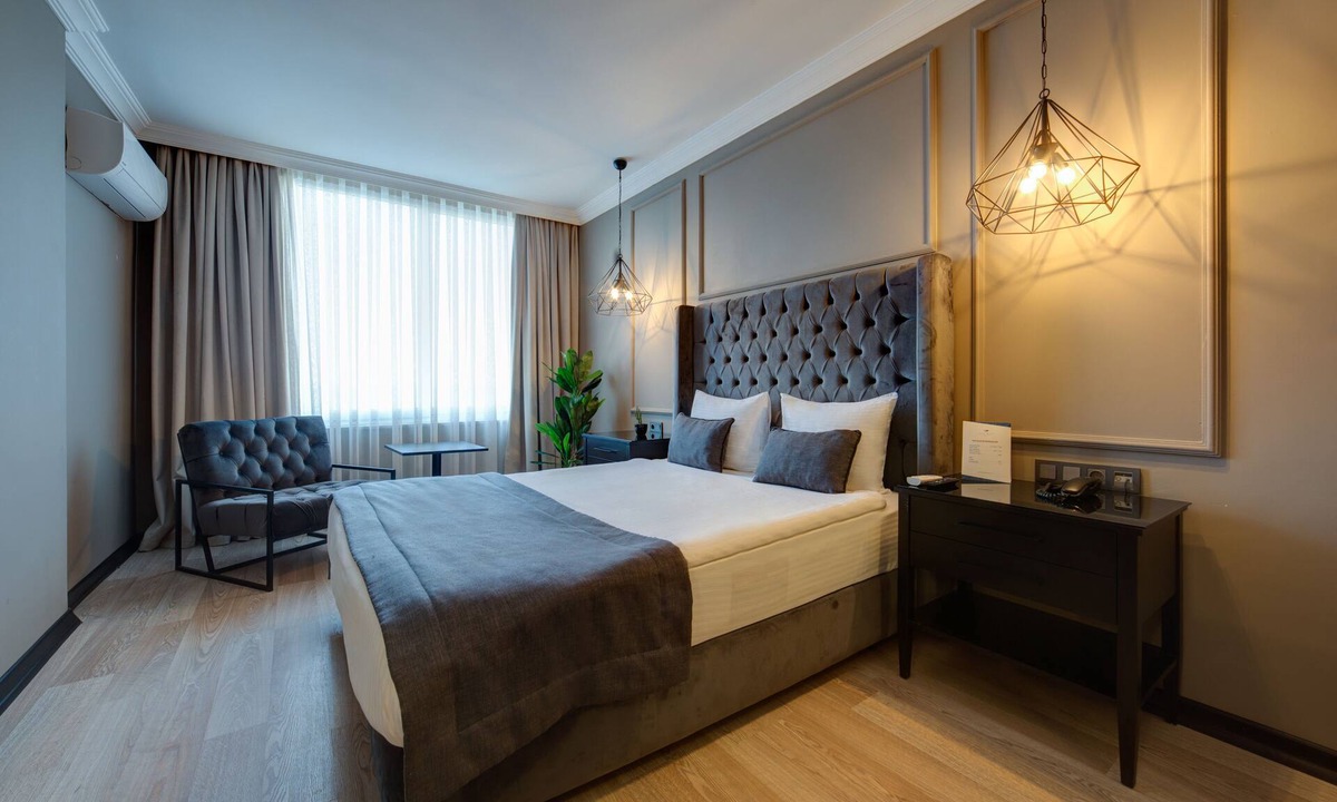Mezetli Hotel | Sahil Martı Hotel