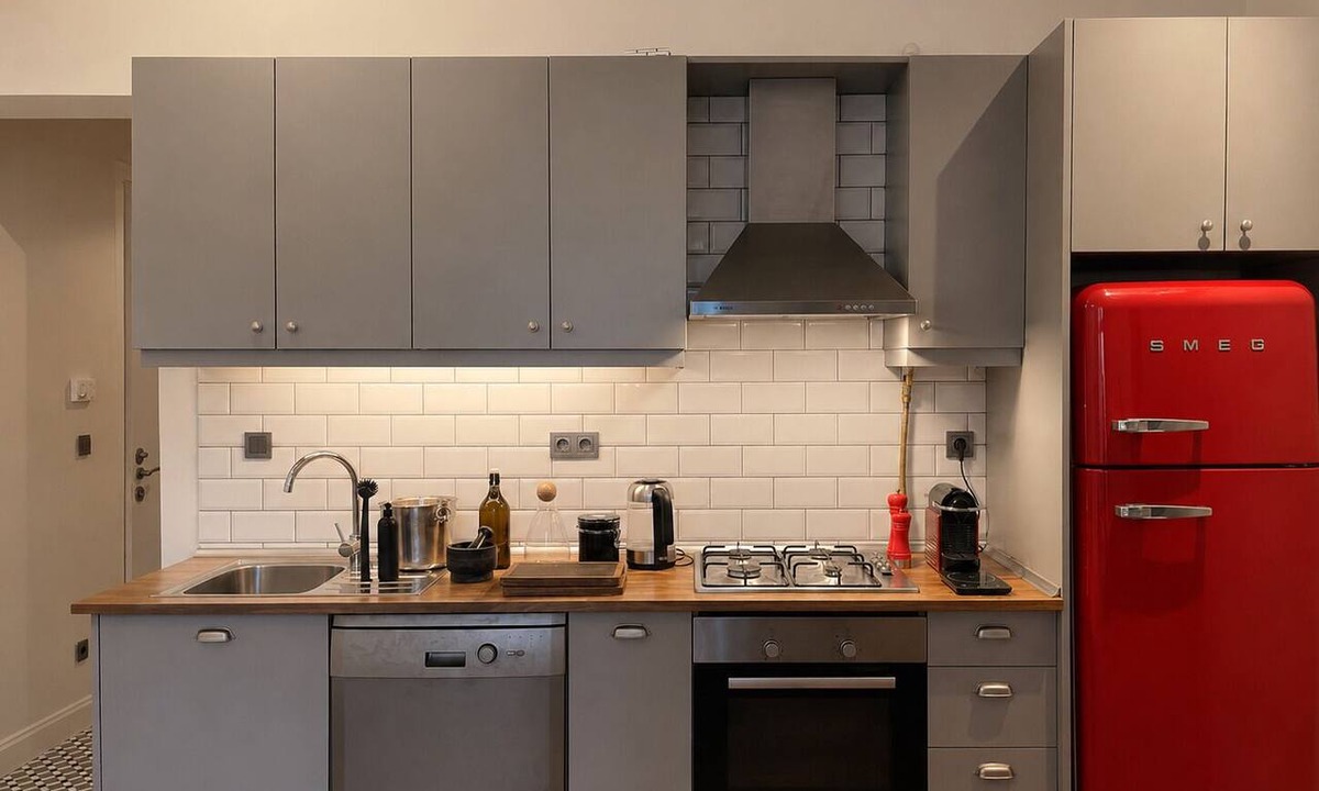 Tophane Apartment | Soothing 1-bedroom apartment in vibrant Istanbul Beyoglu district