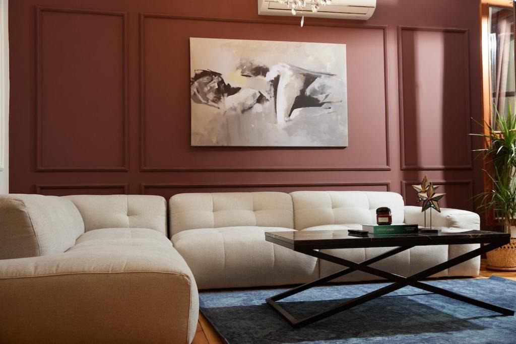 Taksim Apartment | Spacious 2BR w AC Lift in Taksim - Kurabiye D2