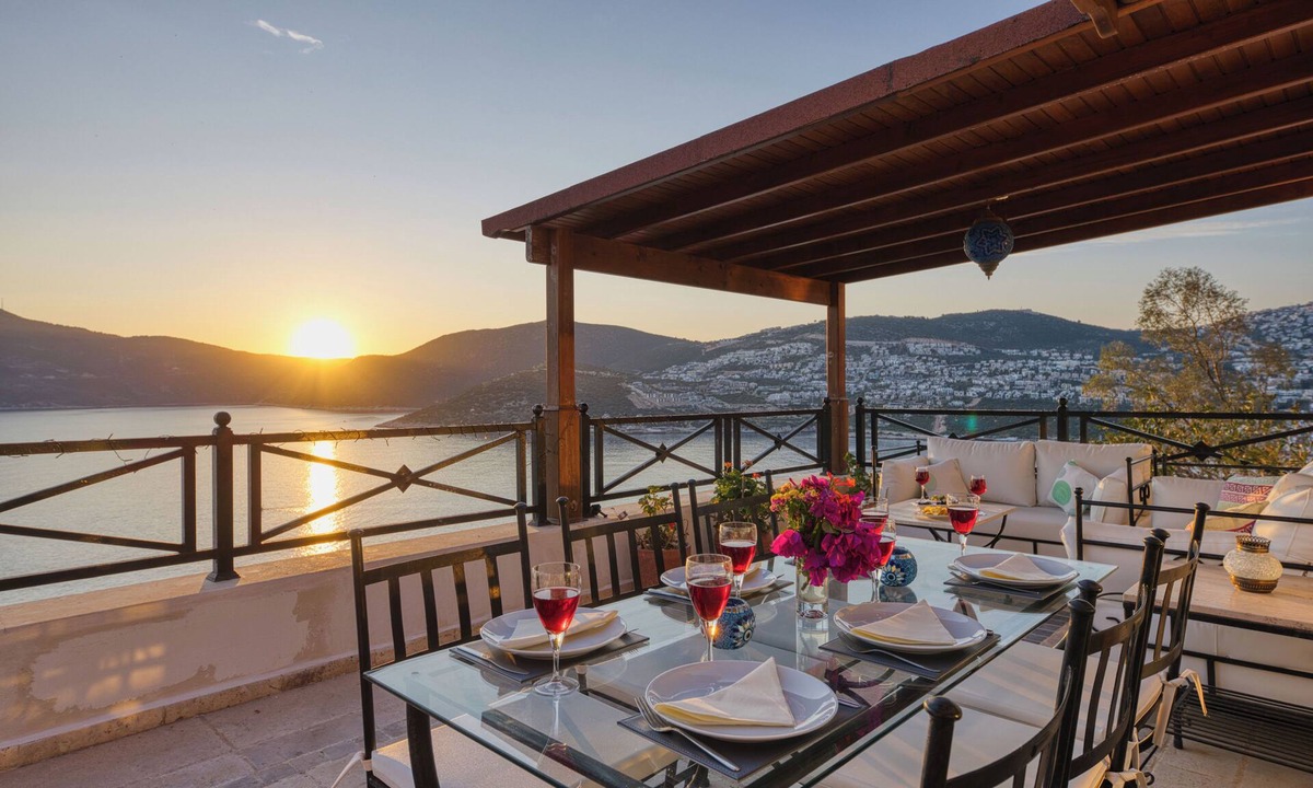 Kalkan Apartment | Stunning Penthouse - Turtle View Eagles Nest Kalkan