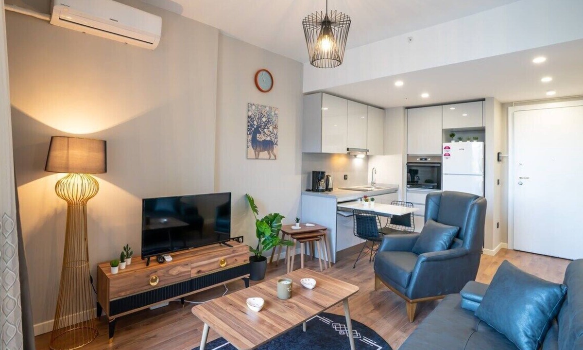 Mahmutbey Apartment | Stylish 1-Bedroom Apt- Experience City's Pulse