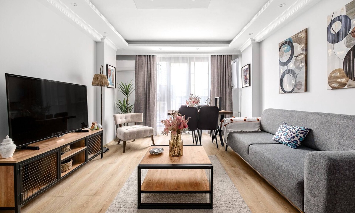 Sisli Apartment | Stylish New Apartment with Fast WiFi